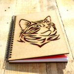 Agenda coperti lemn - Pisica