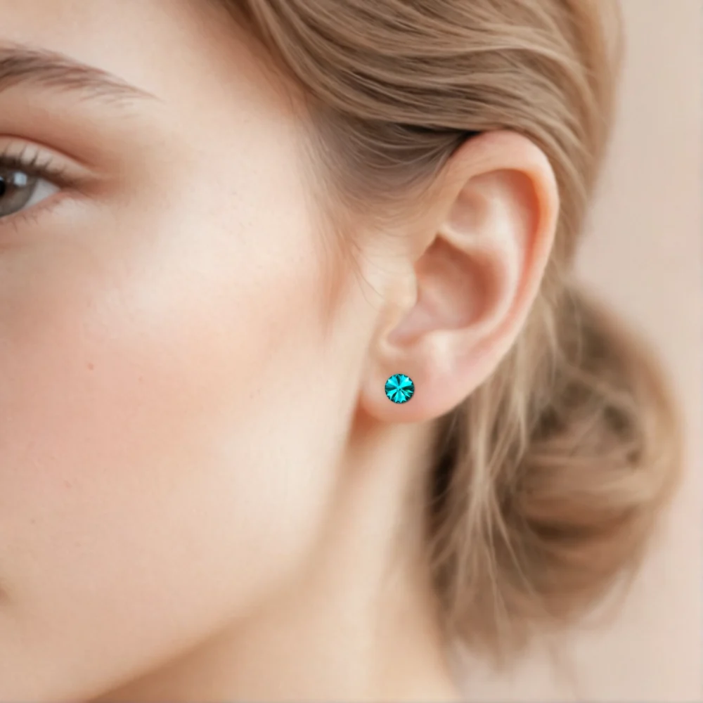 Cercei cristal Preciosa blue zircon 6mm, tip surub